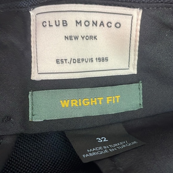 Club Monaco - Picture 3 of 3